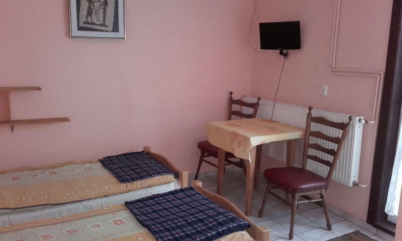Pokoje Goscinne U Danuty Mizerna Buitenkant foto