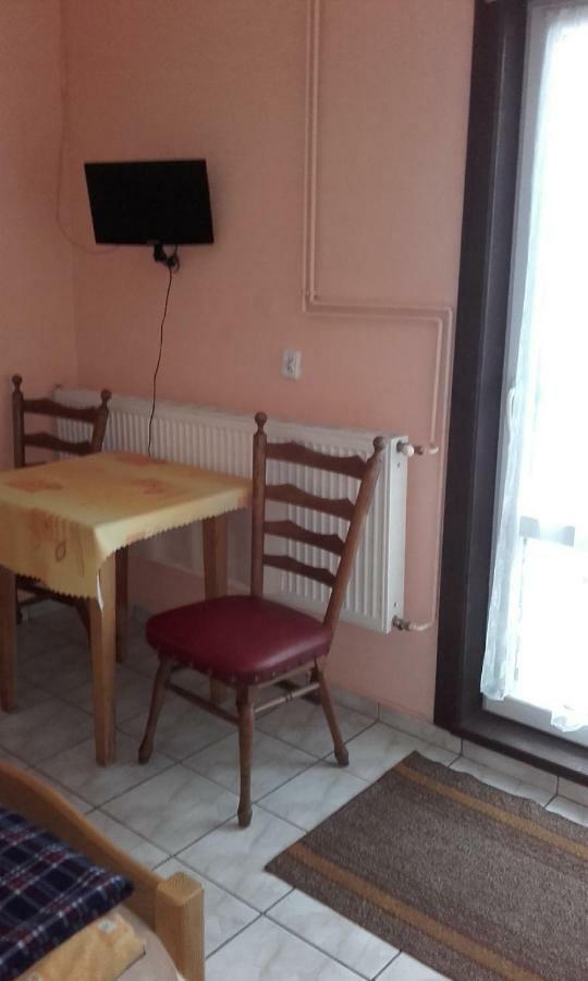 Pokoje Goscinne U Danuty Mizerna Buitenkant foto